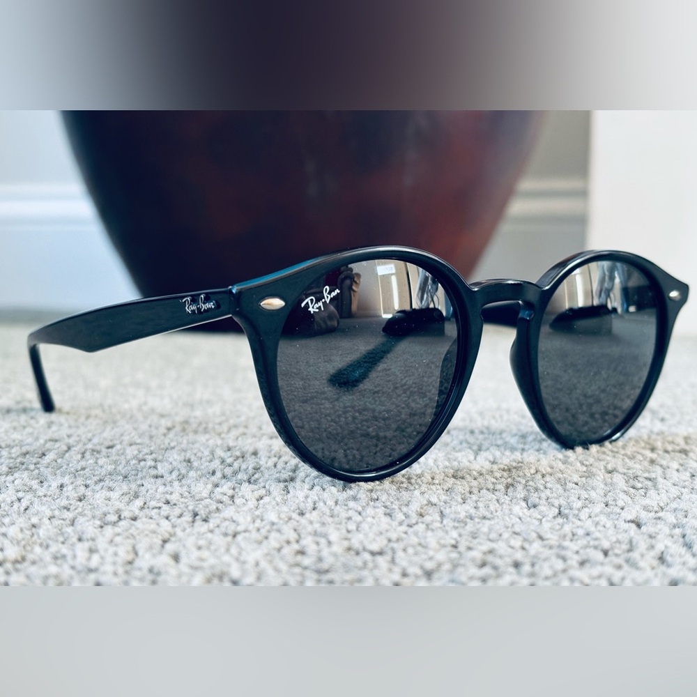 Brand New Never Worn Ray Ban Sunglasses